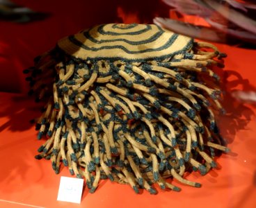 Hat, Bamum - Glenbow Museum - DSC00437