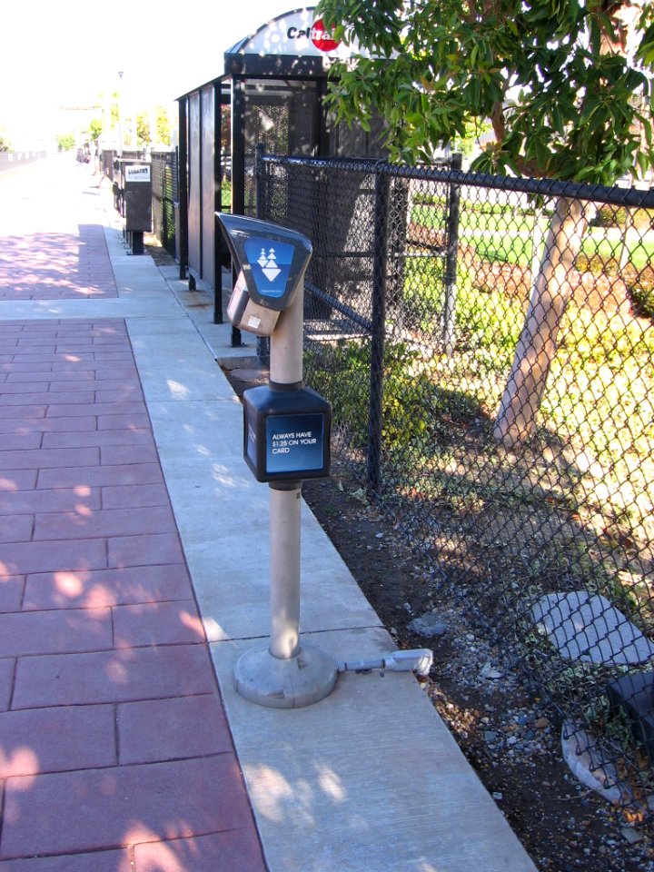 Hayward Park Station 3101 07