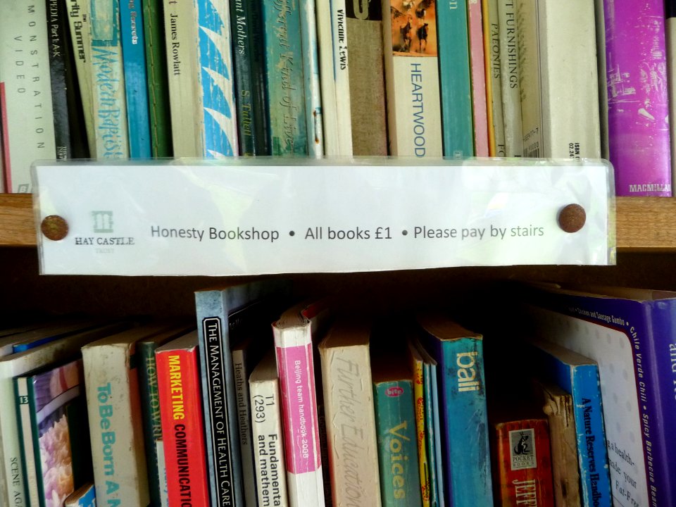 Hay Castle Bookshop 03