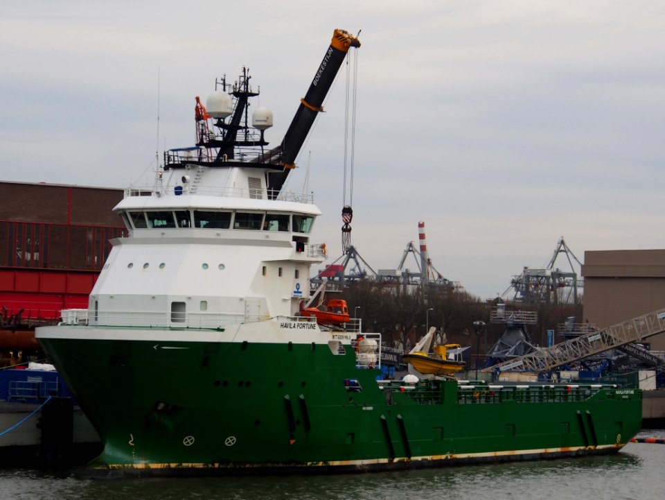Havila Fortune - IMO 9390551 - Callsign C6XO5 Port of Rotterdam pic2