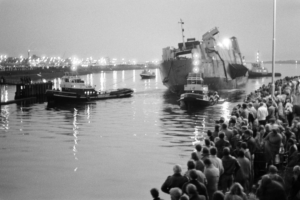 Havens, sleepboten, vrachtschepen, scheepsongevallen, Bestanddeelnr 932-5502