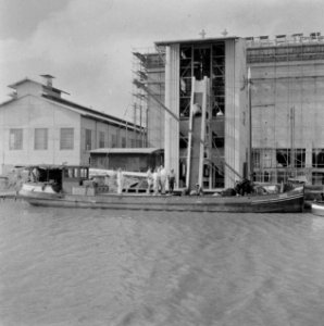 Havens, mannen, schepen, Bestanddeelnr 250-8319