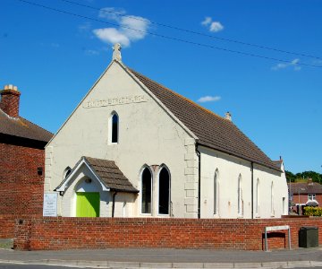 Hayling Christian Centre (former Elm Grove Free Church), Elm Grove, Hayling Island (May 2019) (5)