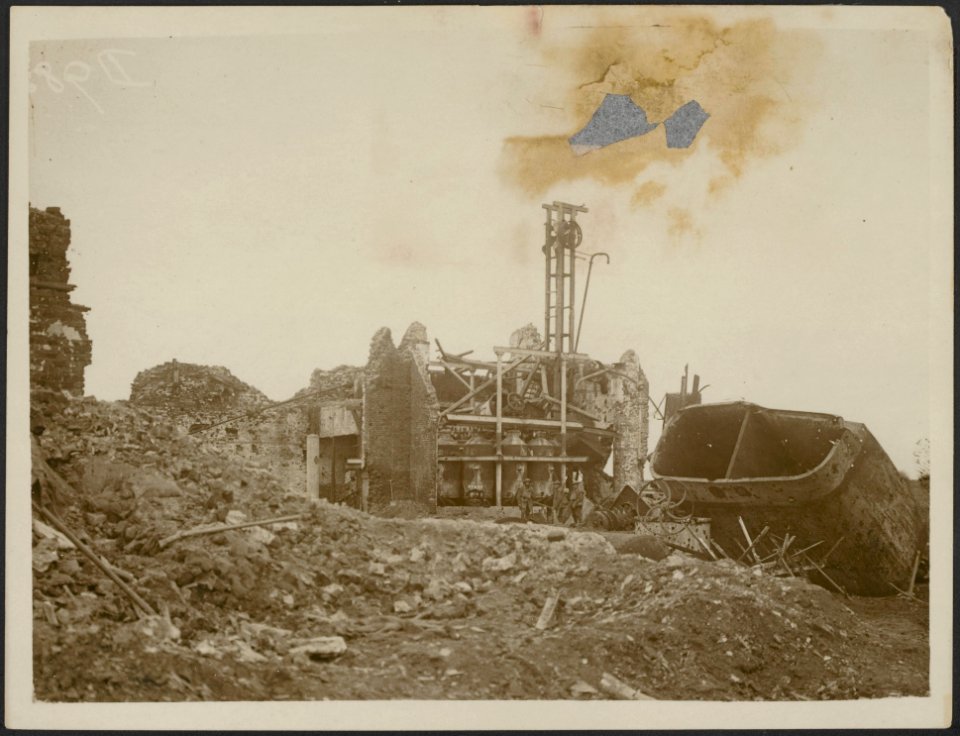 Havoc caused by our guns at Serre, Bestanddeelnr 158-2818