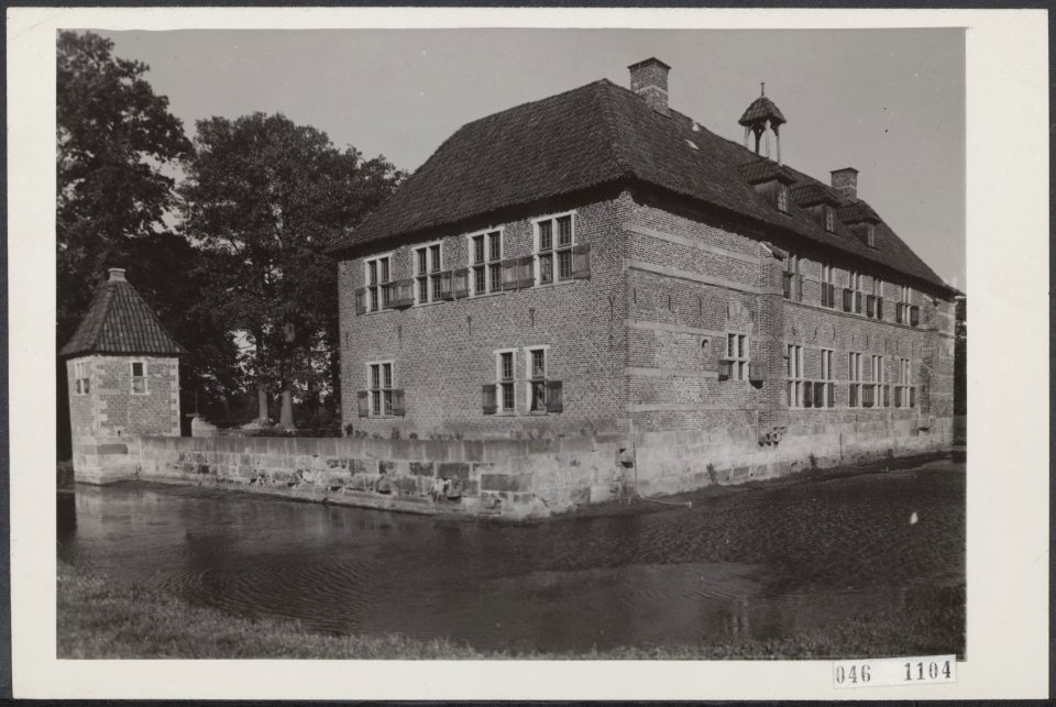 Havezate Brecklenkamp (uit 1937). Na restauratie als jeugdherberg in gebruik g, Bestanddeelnr 046-1104
