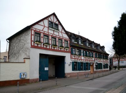 Hattersheim, Hauptstraße 25
