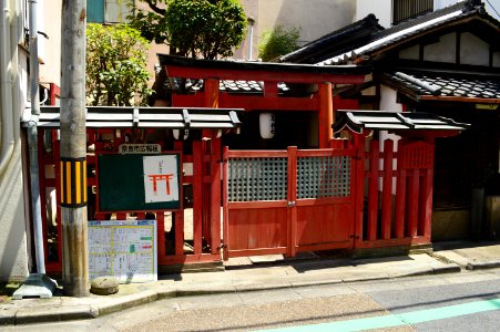 Hayabusa-jinja (Nara), torii-2