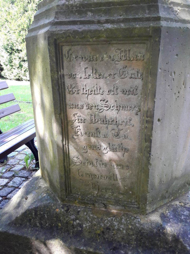 Hauptfriedhof Plaue 05