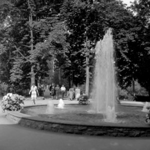 Hauptbrunnen in het Kurpark van Bad Mergentheim, Bestanddeelnr 254-4560