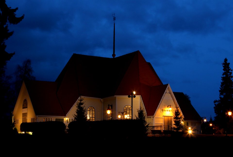 Haukipudas Church Oulu 20131004 03