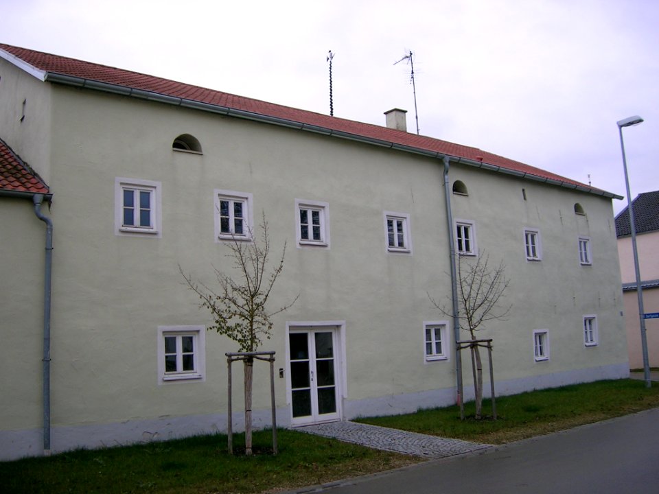 Hauptstr 18 Pietenfeld -Westseite 2