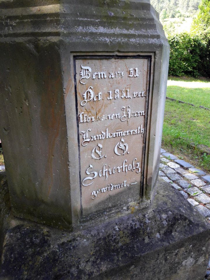 Hauptfriedhof Plaue 06