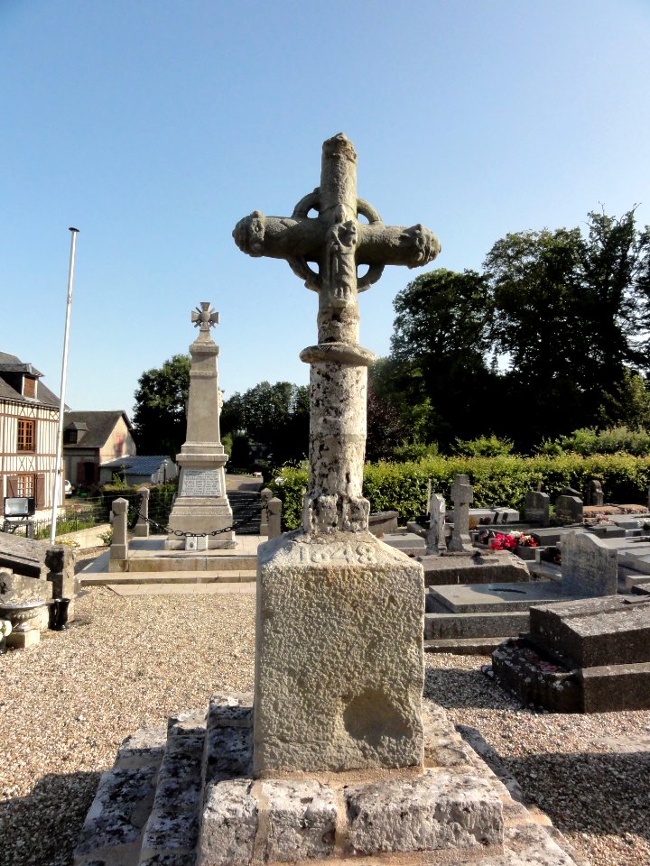 Hattenville (Seine-Mar.) croix de cimetière 1648, verso