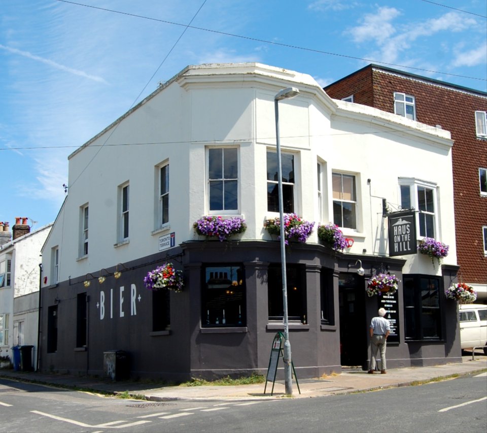 Haus on the Hill pub, 58 Southover Street, Hanover, Brighton (July 2019) (2)