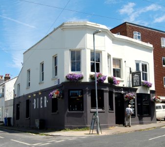 Haus on the Hill pub, 58 Southover Street, Hanover, Brighton (July 2019) (2)