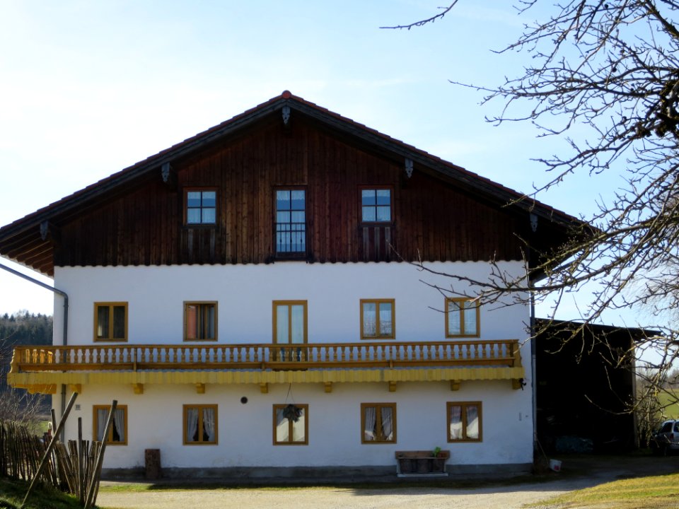 Hauptstraße 33 Emmering