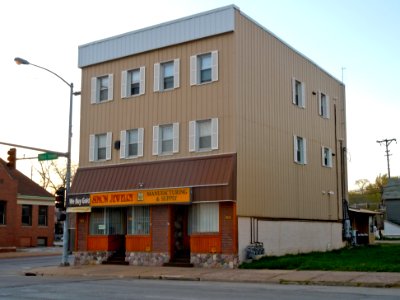 Hauschilds Hall