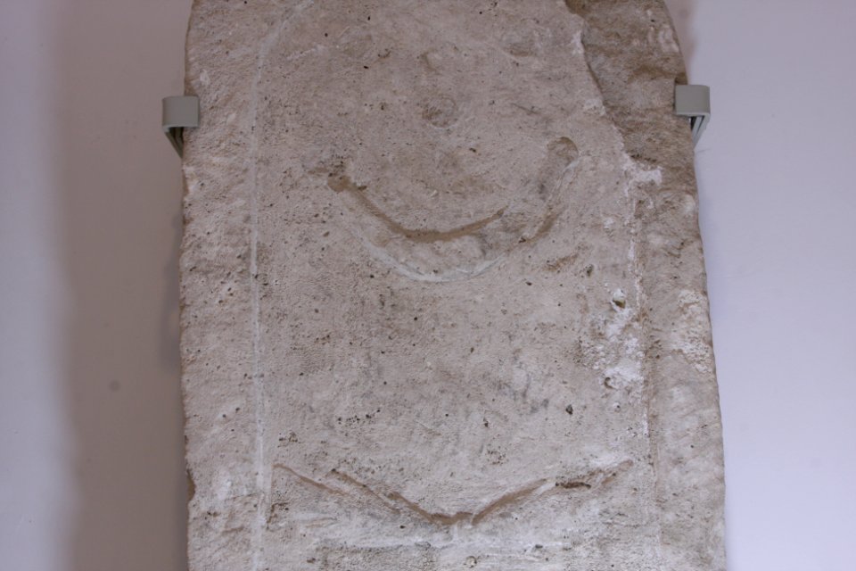 HD011352 3
