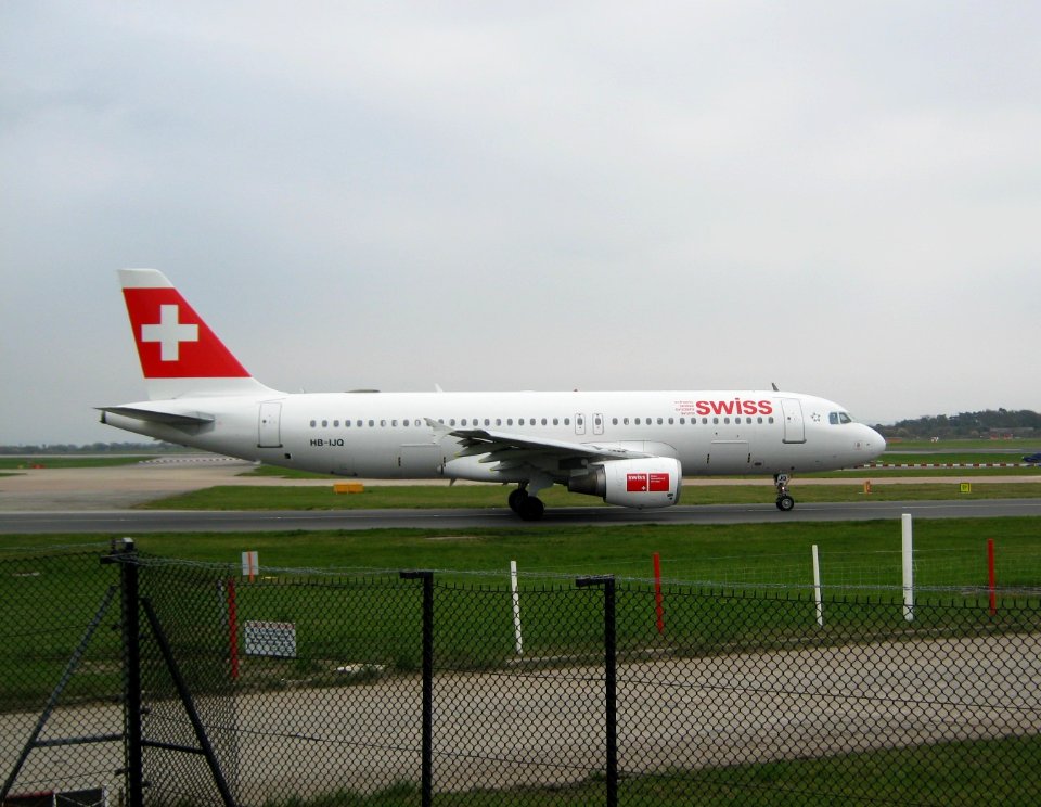 HB-IJQ MAN