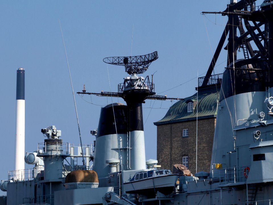 HDMS Peder Skram (F352) pic7