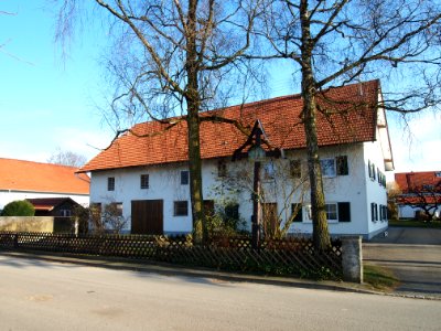 Hauptstrasse 17 (Erpfting)