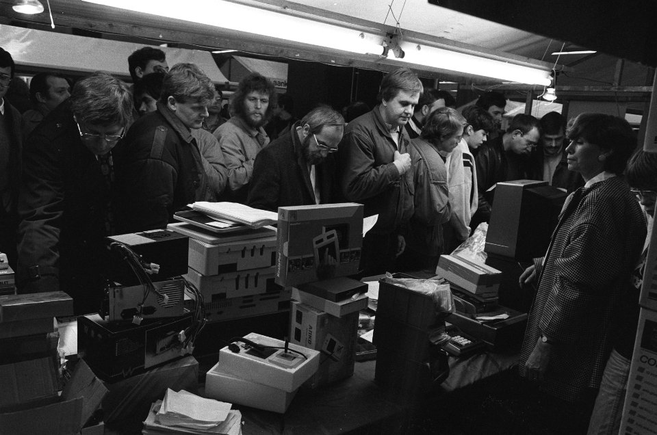 HCC Nicfocomputerdagen in Utrecht, Jaarbeurs, Bestanddeelnr 933-4924