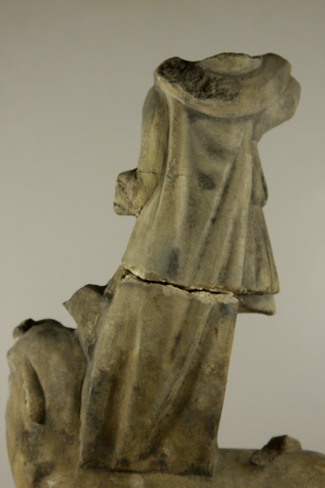 HD020172 11