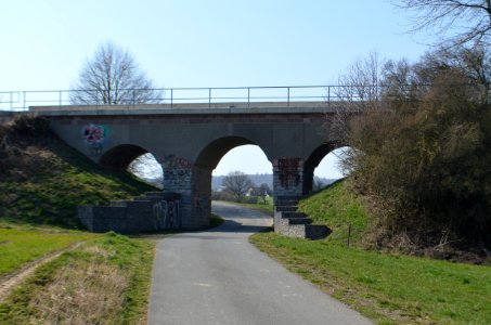 Hausen-Arnsbach, Eisenbahnbrücke (1)