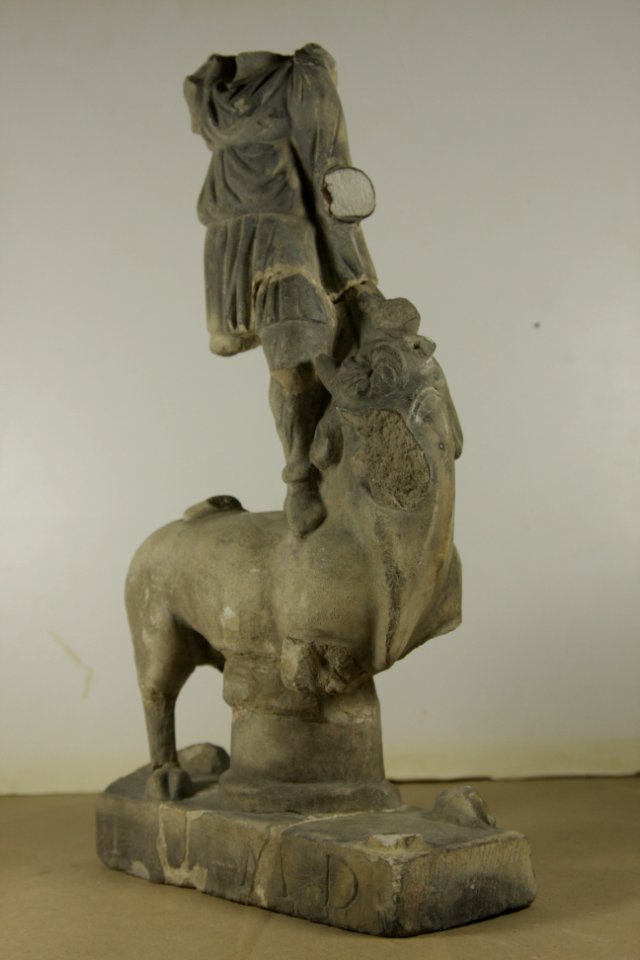 HD020172 1