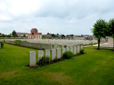 Hazebrouck (Nord, Fr) cimetière communal section de la CWCG