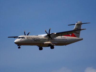 HB-ACD Etihad Regional ATR 72-500 (72-212A) - cn 668, 12Aug2014, landing at Schiphol (AMS - EHAM), The Netherlands, pic1