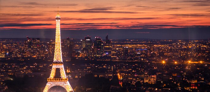 Eiffel night the tower photo