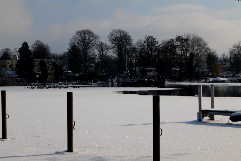 Havel ferry Hakenfelde Konradshöhe with ice and snow 2021-02-10 03