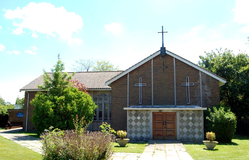 Havant Methodist Church, Petersfield Road, Havant (May 2019) (2)