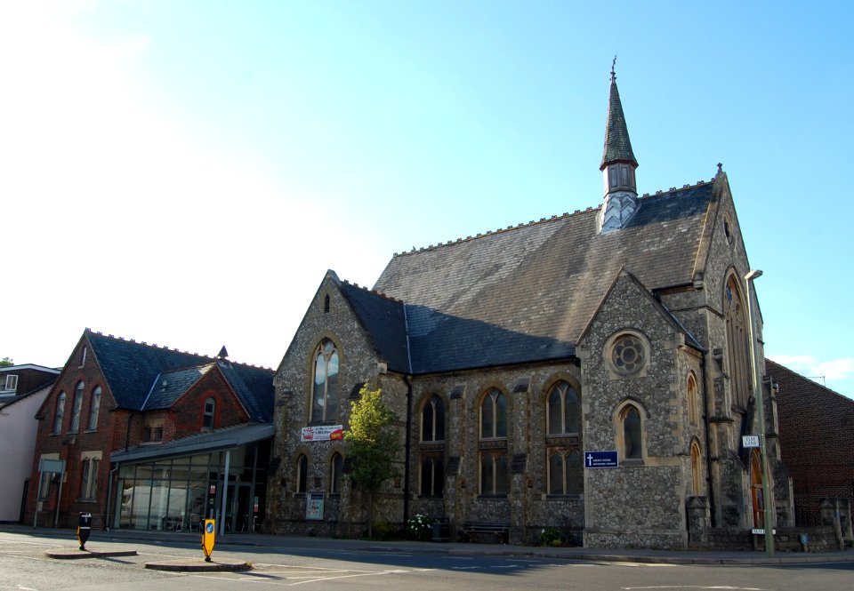 Havant United Reformed Church, North Street, Havant (May 2019) (3)