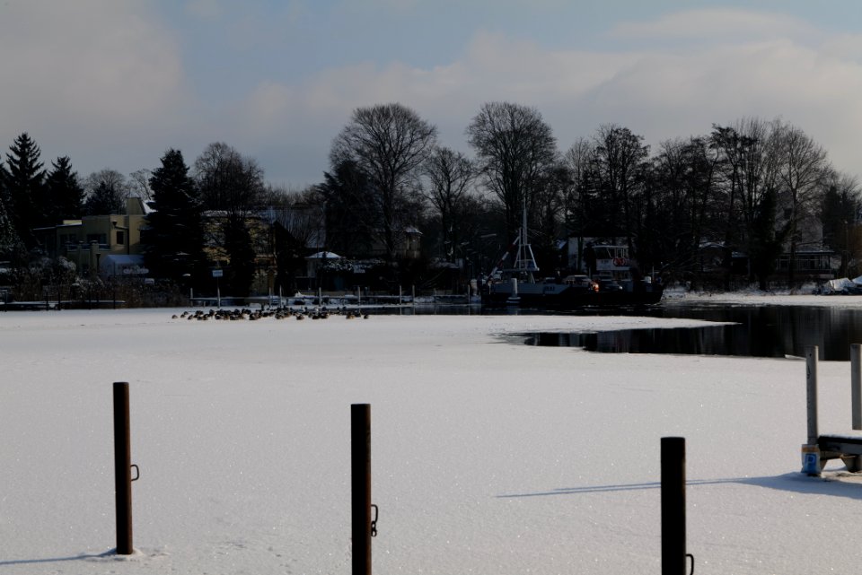Havel ferry Hakenfelde Konradshöhe with ice and snow 2021-02-10 01