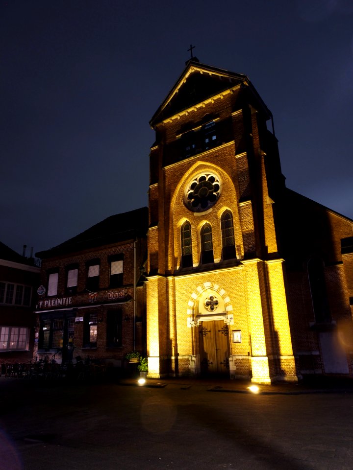 Havenmarkt, Lillo, Belgie pic4