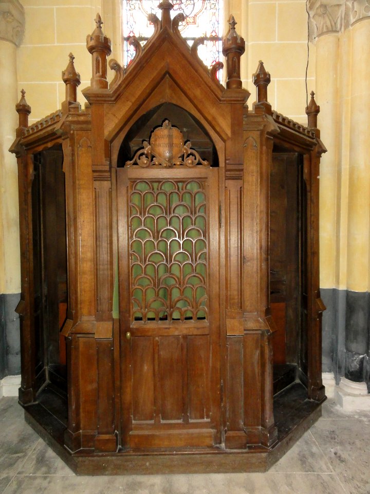 Hautot-l'Auvray (Seine-Mar.) église, confessional