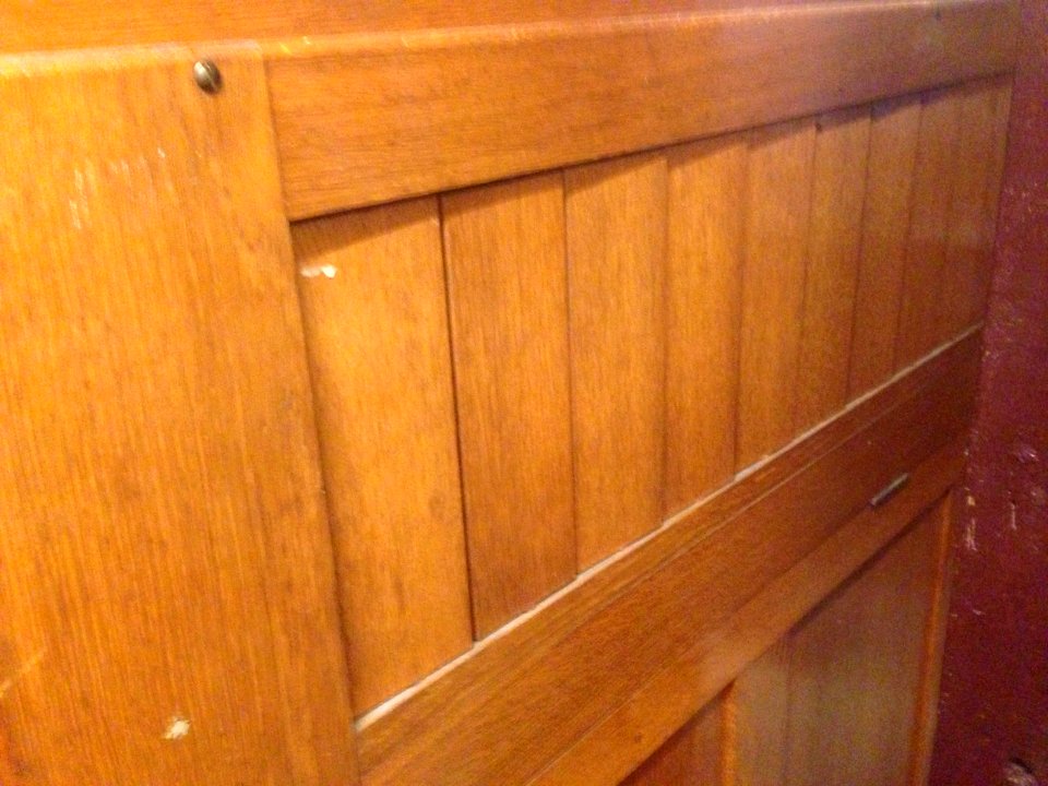Harmonium Museum Paasloo - harmonium kerk Kalenberg achterzijde gesloten