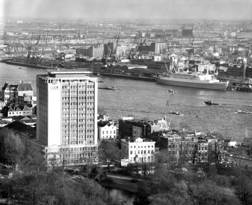 Havengebouw aan de Maas in Rotterdam, Bestanddeelnr 913-4569