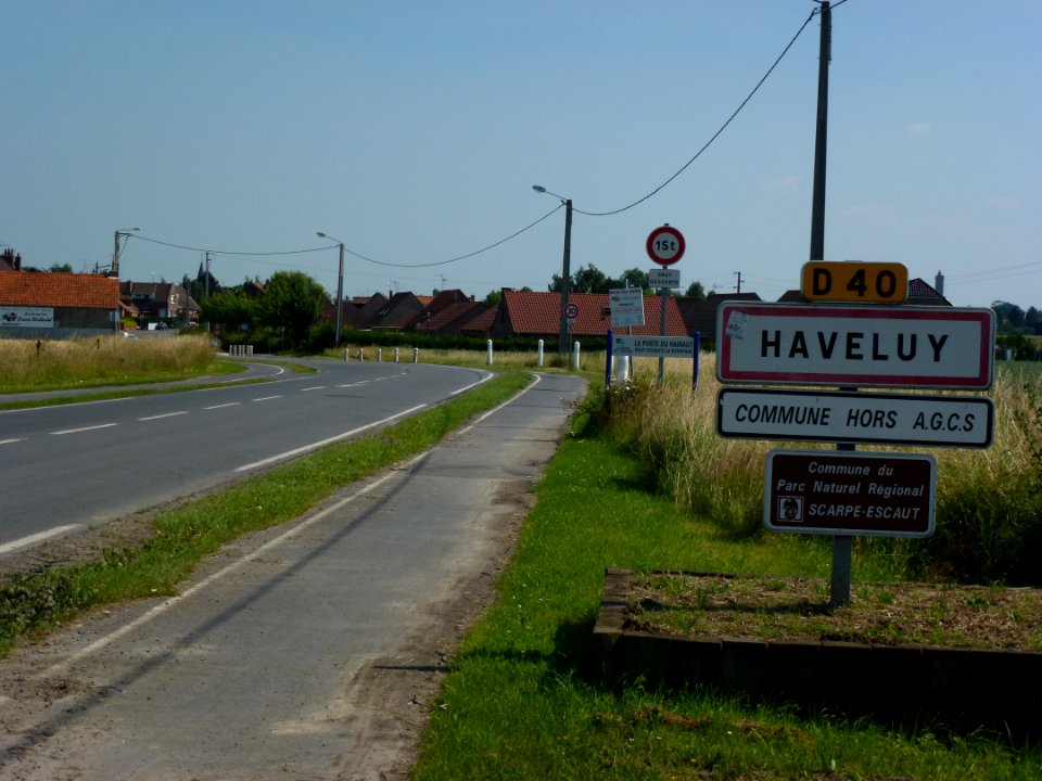 Haveluy (Nord, Fr) city limit sign