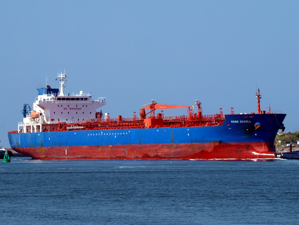 HANS SCHOLL - IMO 9247508 - Callsign A8EU8 at IJmuiden lock, Port of Amsterdam photo-1