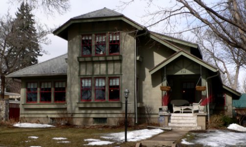 Harold Doyle House (Yankton, SD) from S