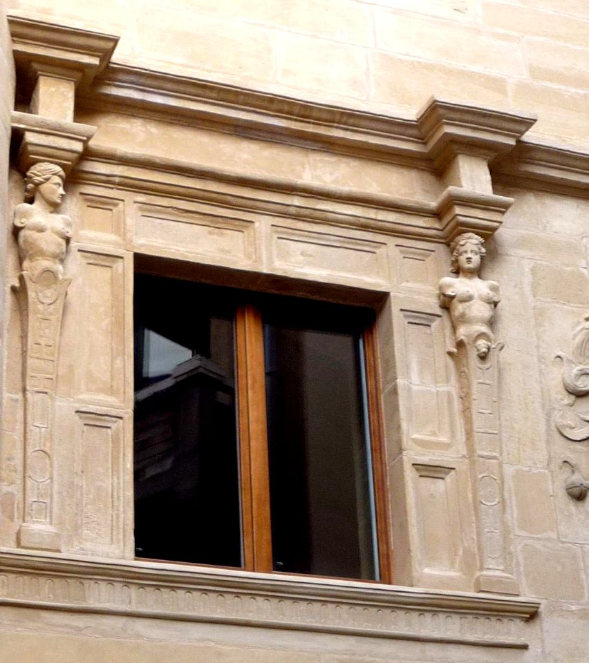Haro - Centro Municipal de Cultura (Palacio de Bendaña o Paternina) 4