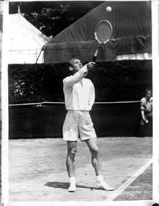Hans Redh , Oostenrijker, eenarmig tennisspeler bij laatste zestien te Wimbledon, Bestanddeelnr 902-2464