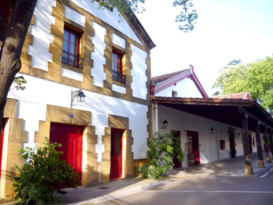 Haro - Compañía Vinícola del Norte de España (CVNE) 2
