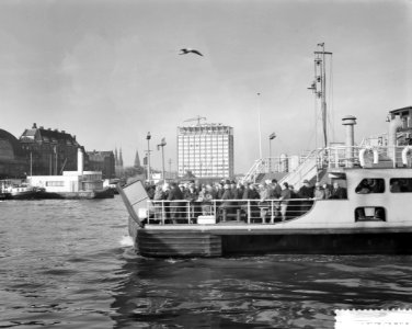 Havengebouw aan de De Ruyterkade, Bestanddeelnr 911-0110