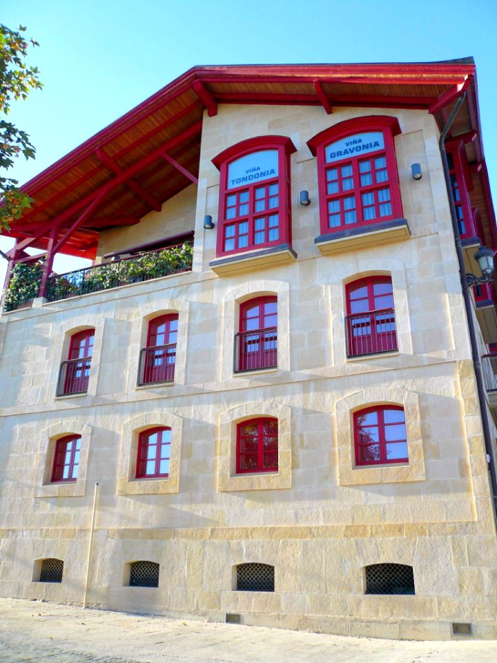 Haro - Bodegas López de Heredia Viña Tondonia 01