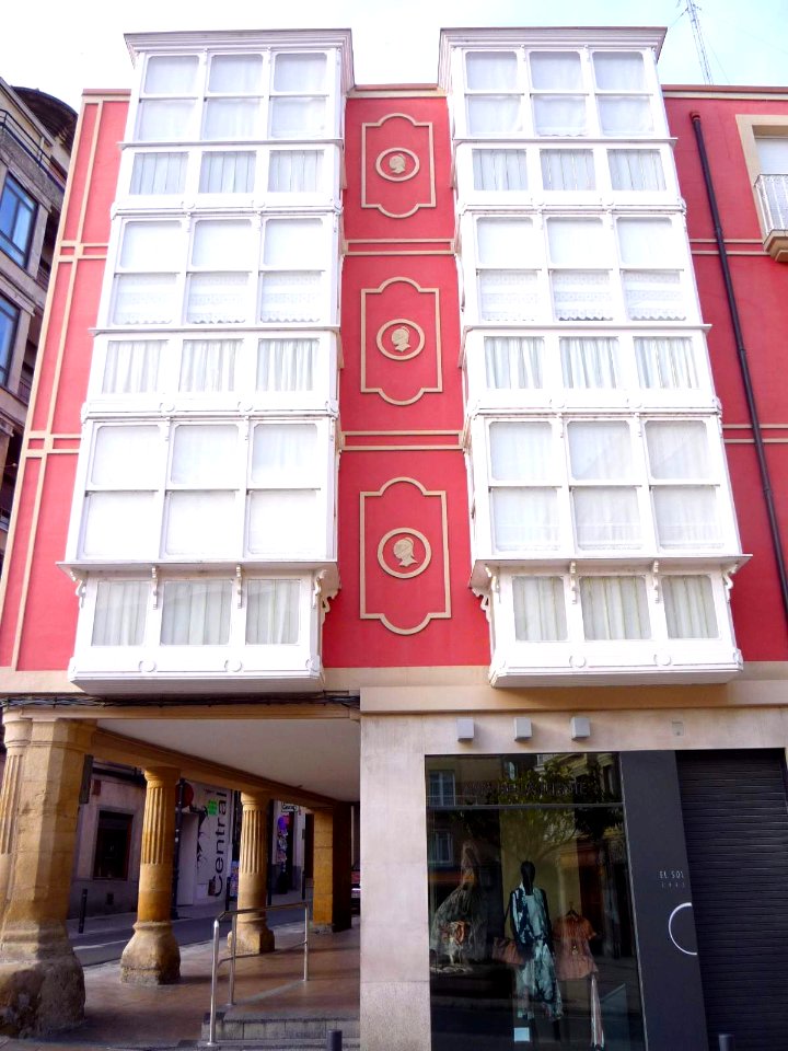 Haro - Plaza de la Paz 09