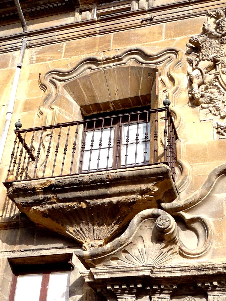 Haro - Palacio de la Plaza de la Cruz 09